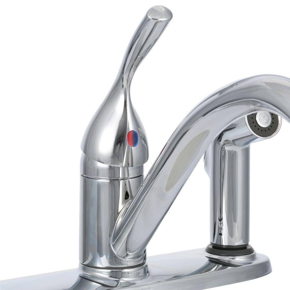 Delta Classic Single-Handle Standard Kitchen Faucet with Side Sprayer in Polished Chrome 300-DST