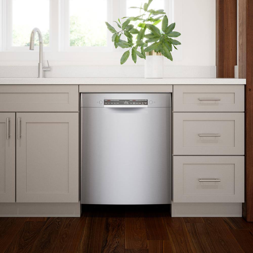 Bosch 300 Series 24 in. ADA Compliant Smart Front Control Dishwasher in Stainless Steel with Stainless Steel Tub 46dBA SGE53B55UC