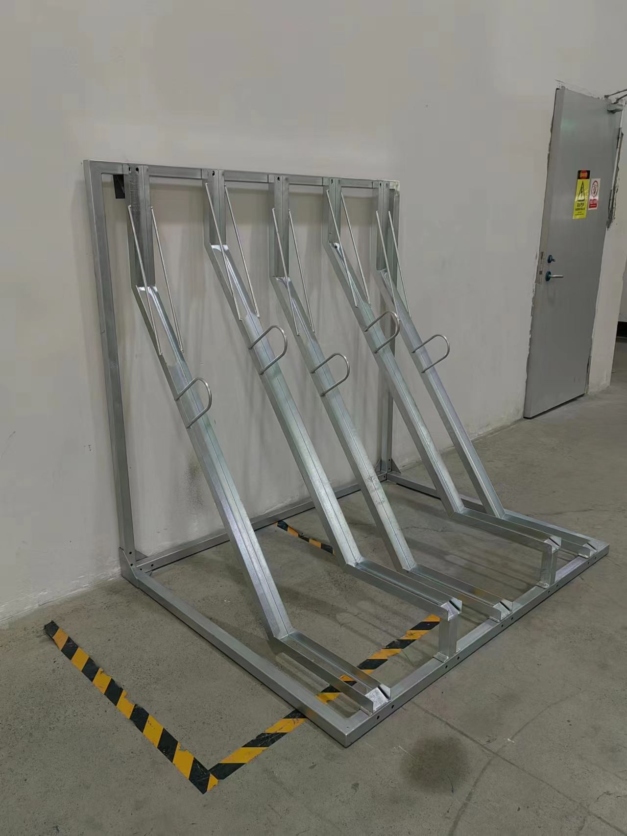 Commercial Outdoor Hot Dipped Galvanized Semi Vertical Multi Wall Mounted Carbon Bike Bicycle Storage Cycle Rack