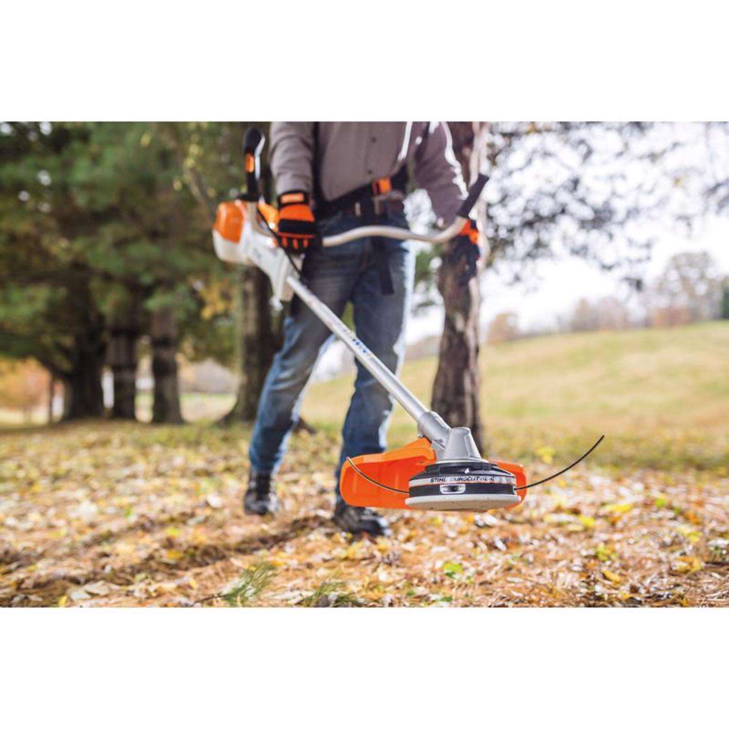 STIHL FS 360 C-EM 18.9 in. Gas Brushcutter