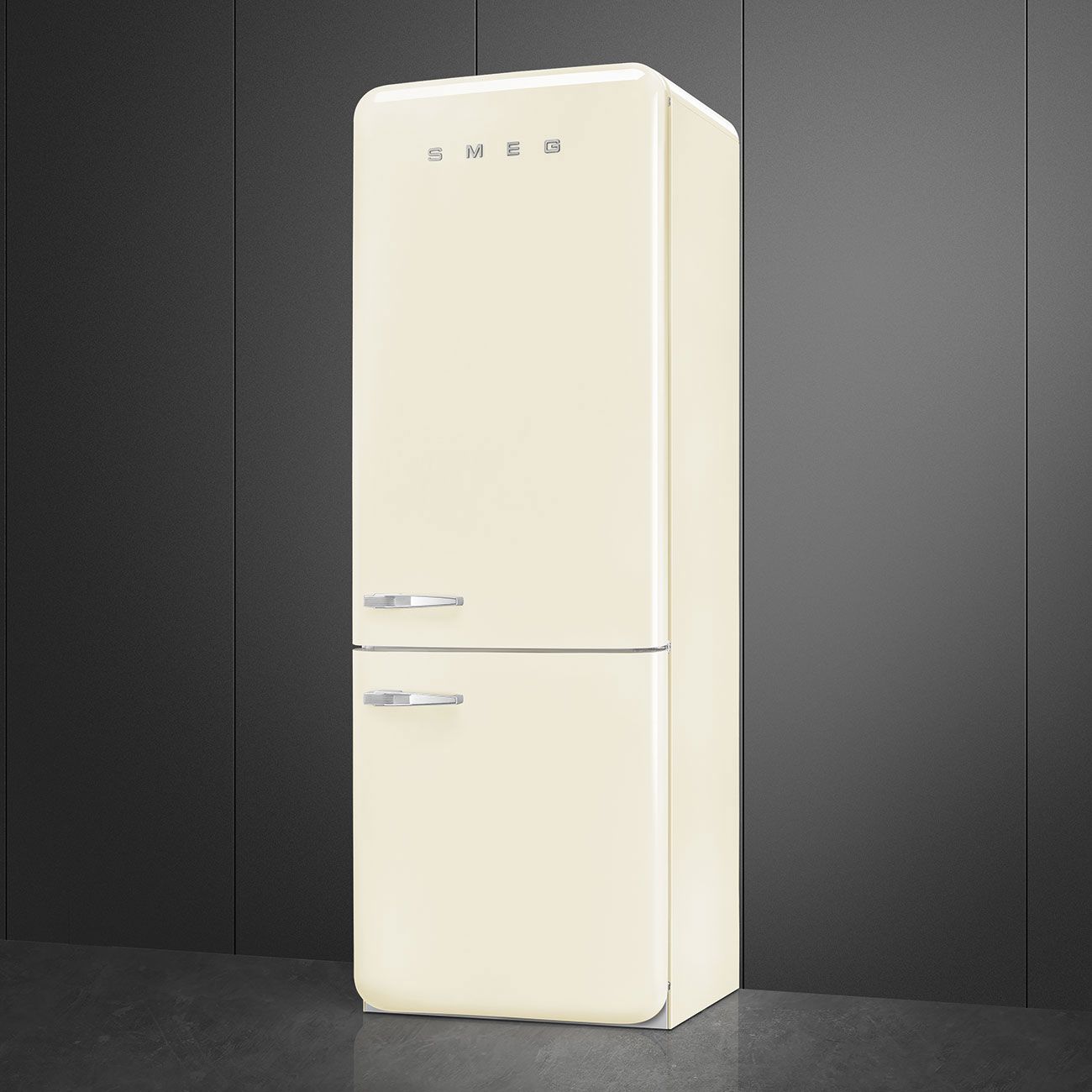 Smeg 50's Retro Style Aesthetic 18 Cu. Ft. Cream Right-Hinge Bottom Freezer Refrigerator With Manual Ice Maker