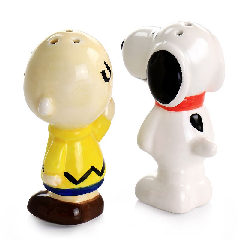 Gibson Home Peanuts Classical Pals Charlie Brown and Snoopy Figurine Salt and Pepper Shaker Set