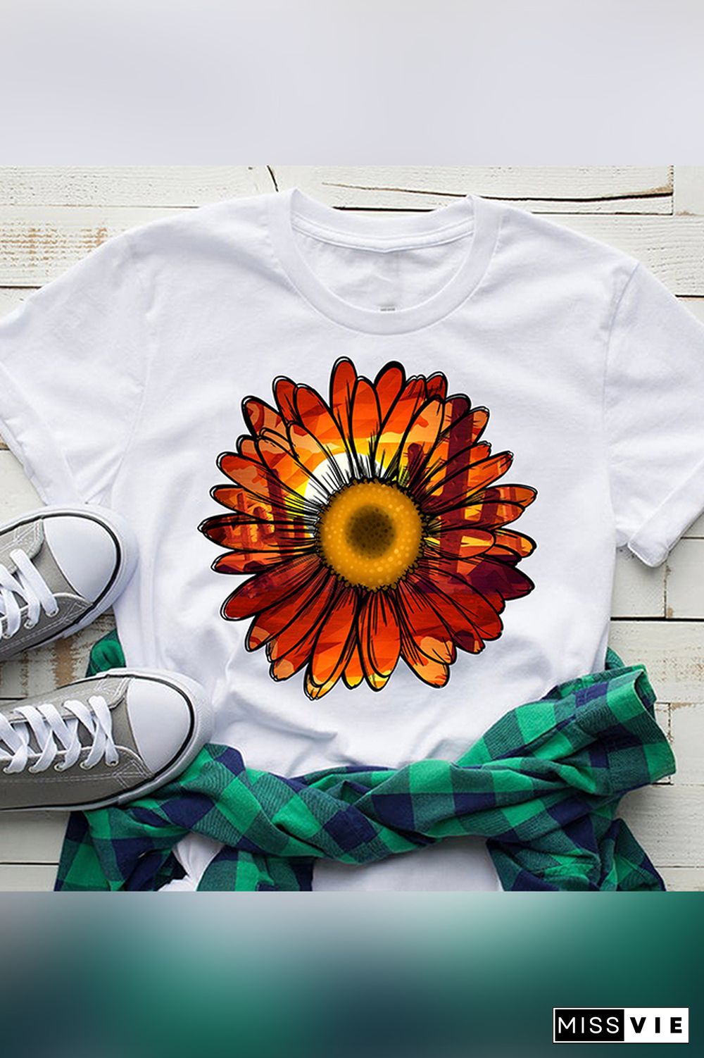 Wild West Sunflower Print Short Sleeve Graphic Tee Wholesale