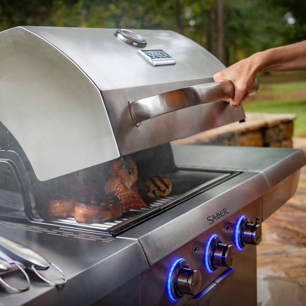 Saber Select 3-Burner 24-Inch Infrared Propane Gas Grill