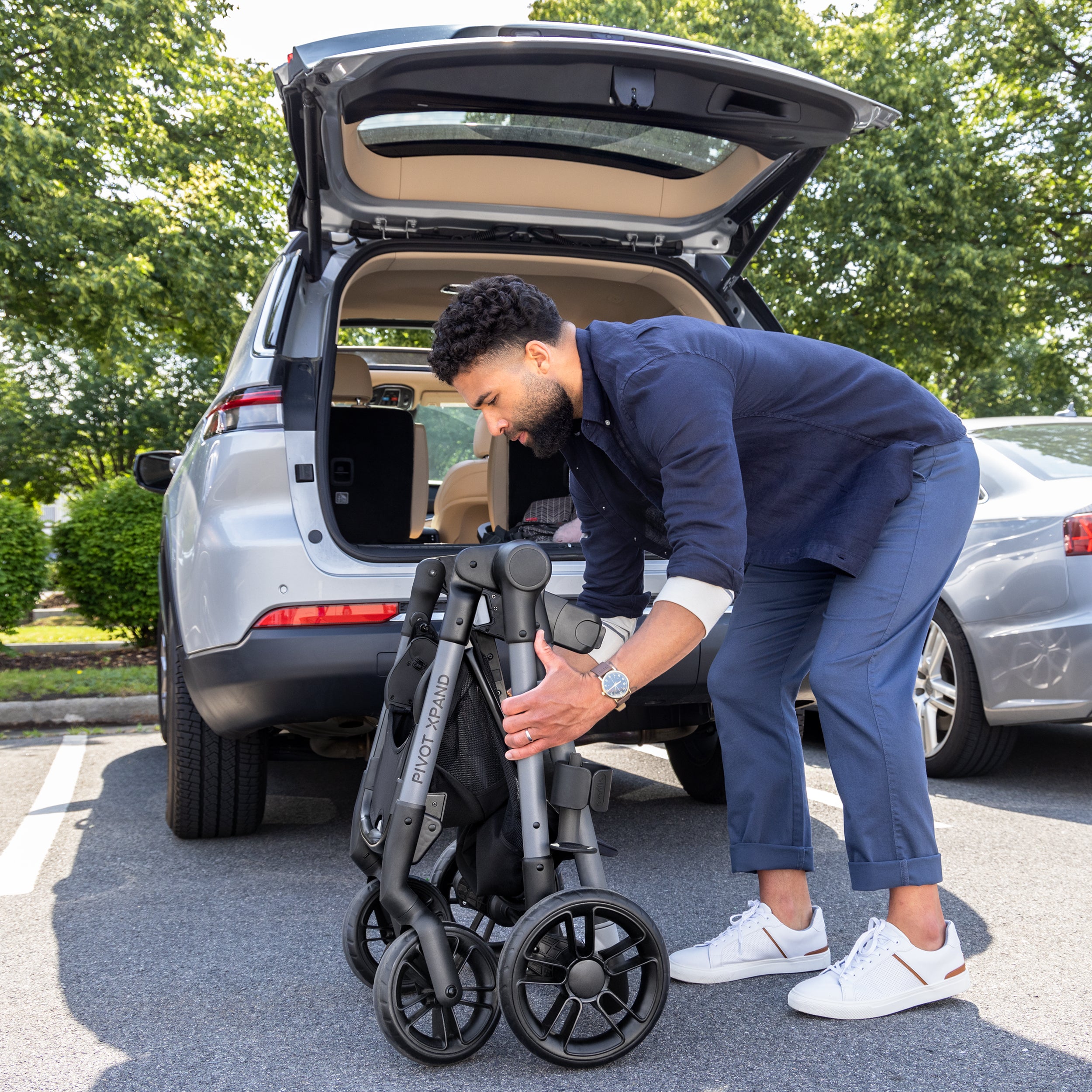 Pivot Xpand Modular Travel System with LiteMax Infant Car Seat