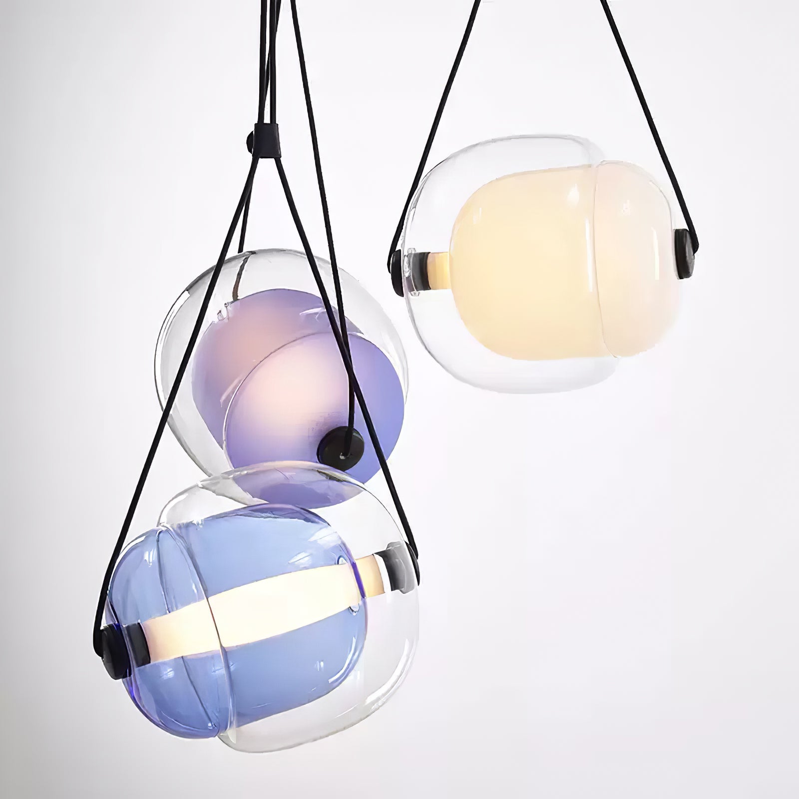 Capsula Pendant Light