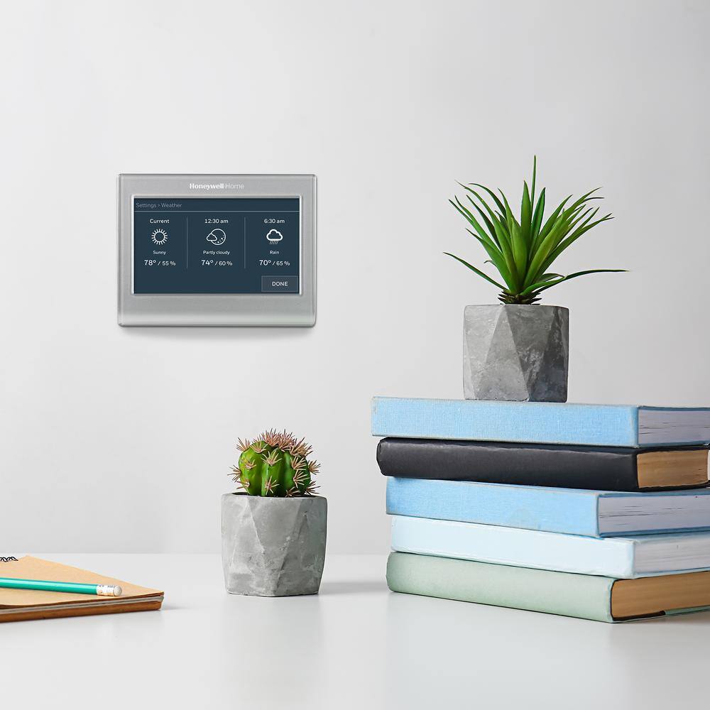 Honeywell Home Wi-Fi Smart Color 7-Day Programmable Smart Thermostat with Color-Changing Touchscreen Display RTH9585WF