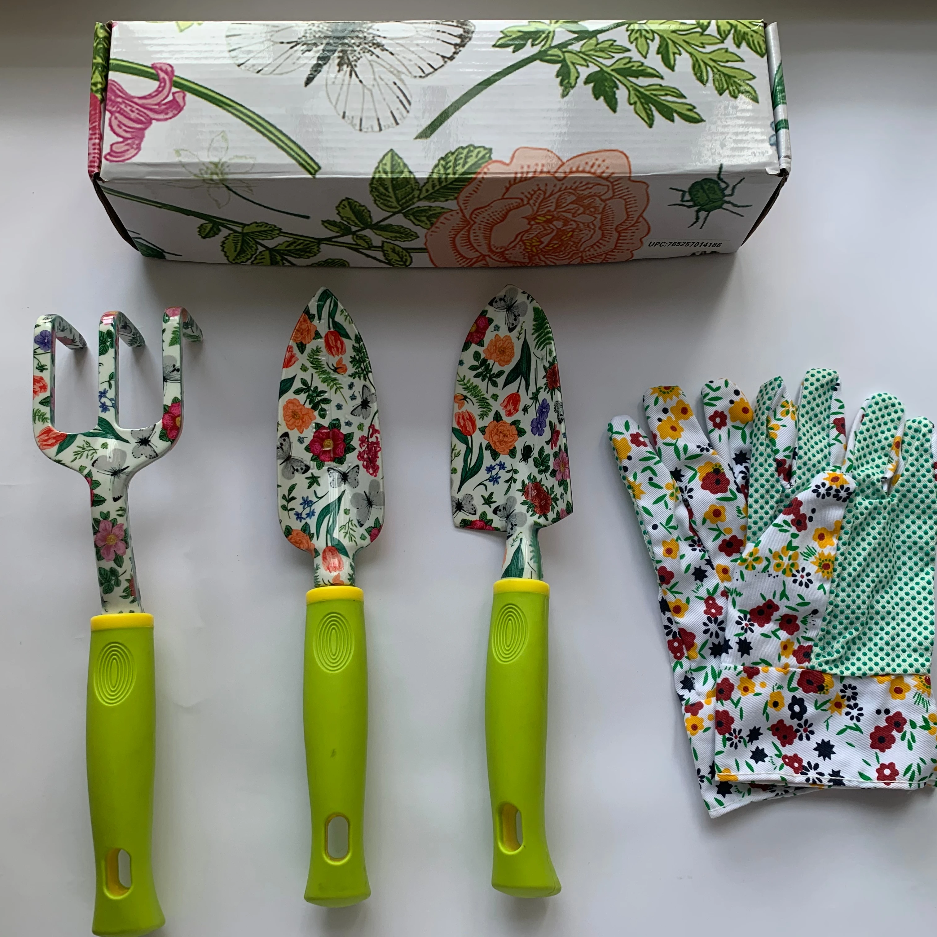 Customized 5 Pieces Flower Pattern Gardening Tools Set Gift for Women With Apron Paper Box Packing