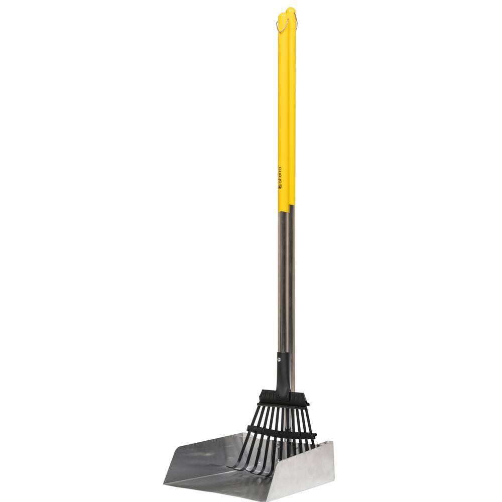 ALTERRA 2-Piece Multi-Purpose Scoop and Rake Garden Tool Set A210531