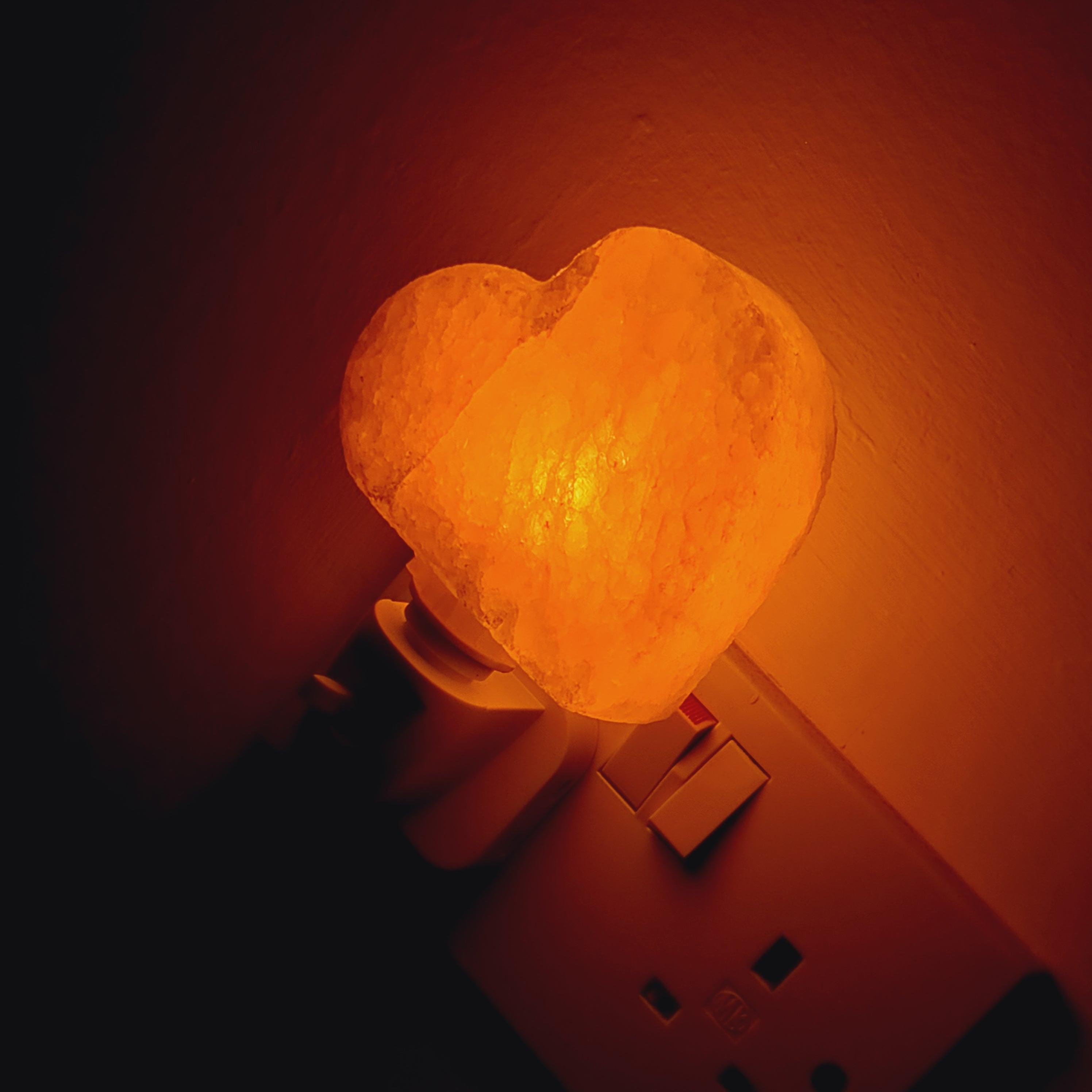 Himalayan night light - heart