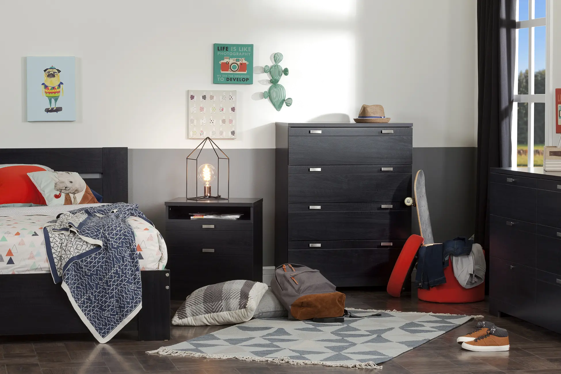 Reevo Black 6-Drawer Double Dresser - South Shore