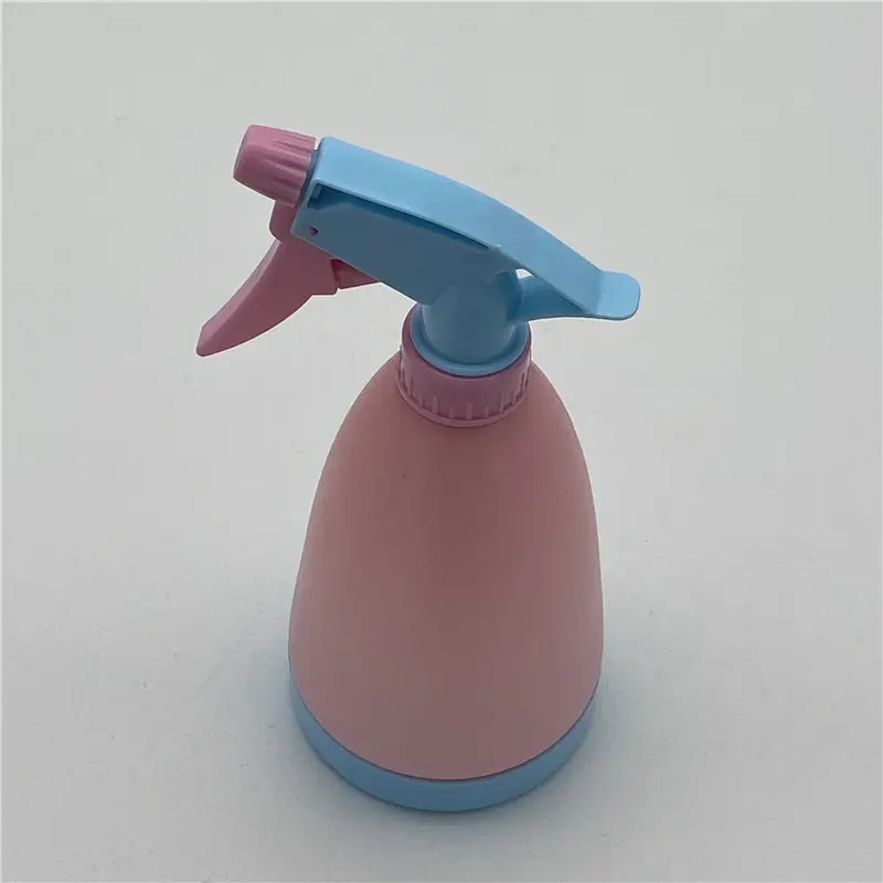 500ML Manual Pressure Garden Sprayer Spray Bottles With Trigger Nozzle Sprayer Refillable For Cleaning