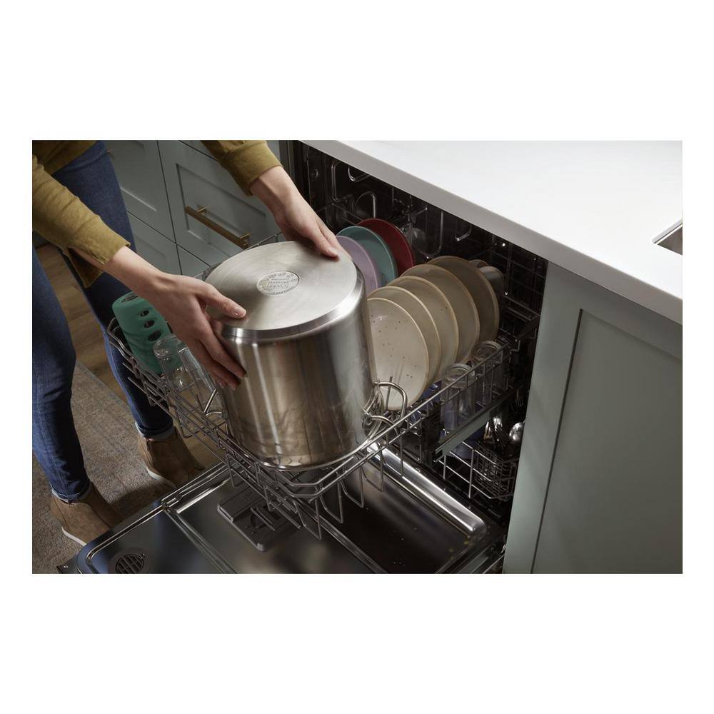 Whirlpool 24 in. in White Dishwasher with Stainless Steel Tub and Tall Top Rack WDT740SALW