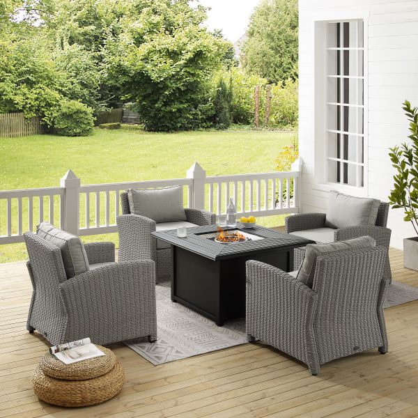 Bradenton 5Pc Wicker Convers Set W/Fire Table