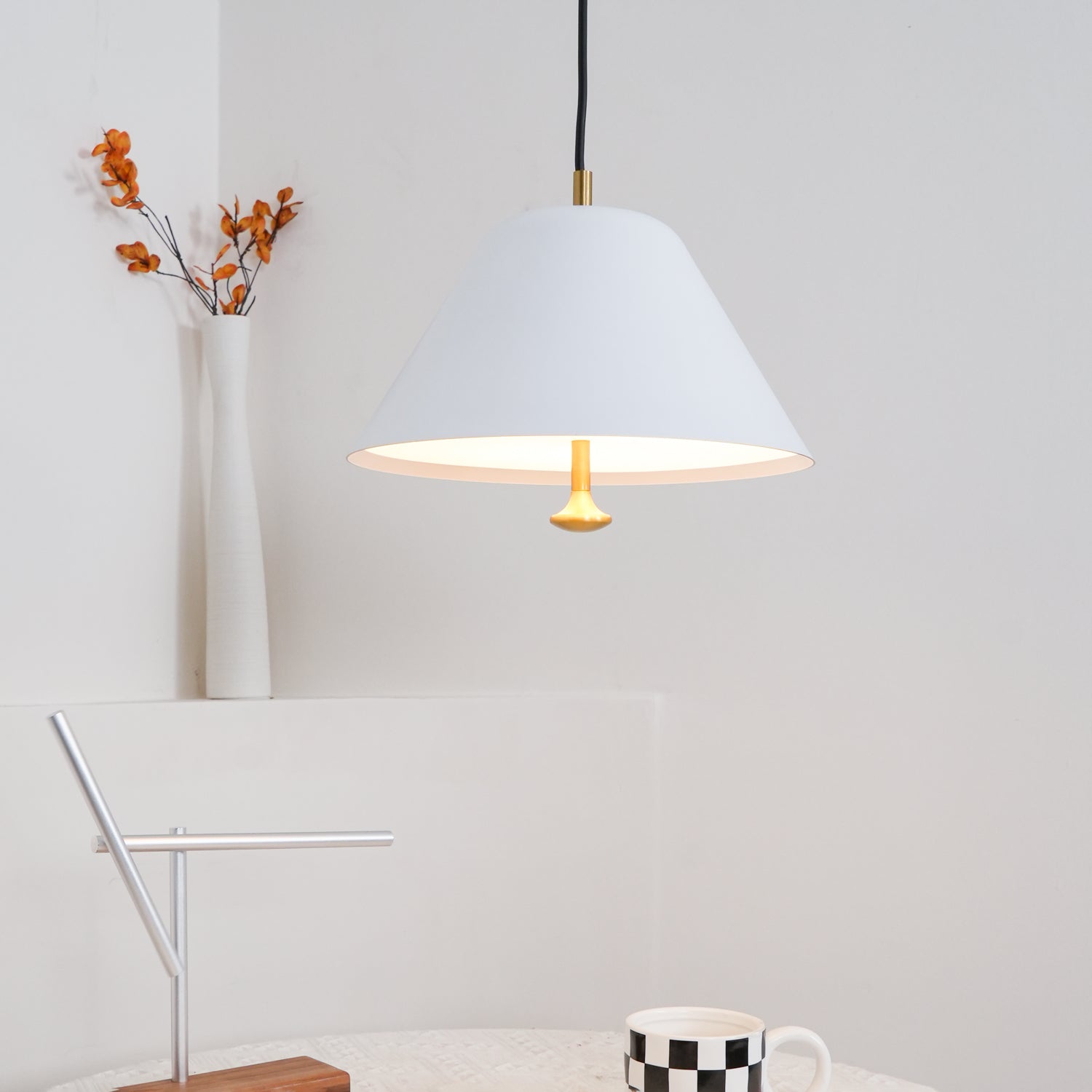 Minimalist Pendant Lamp