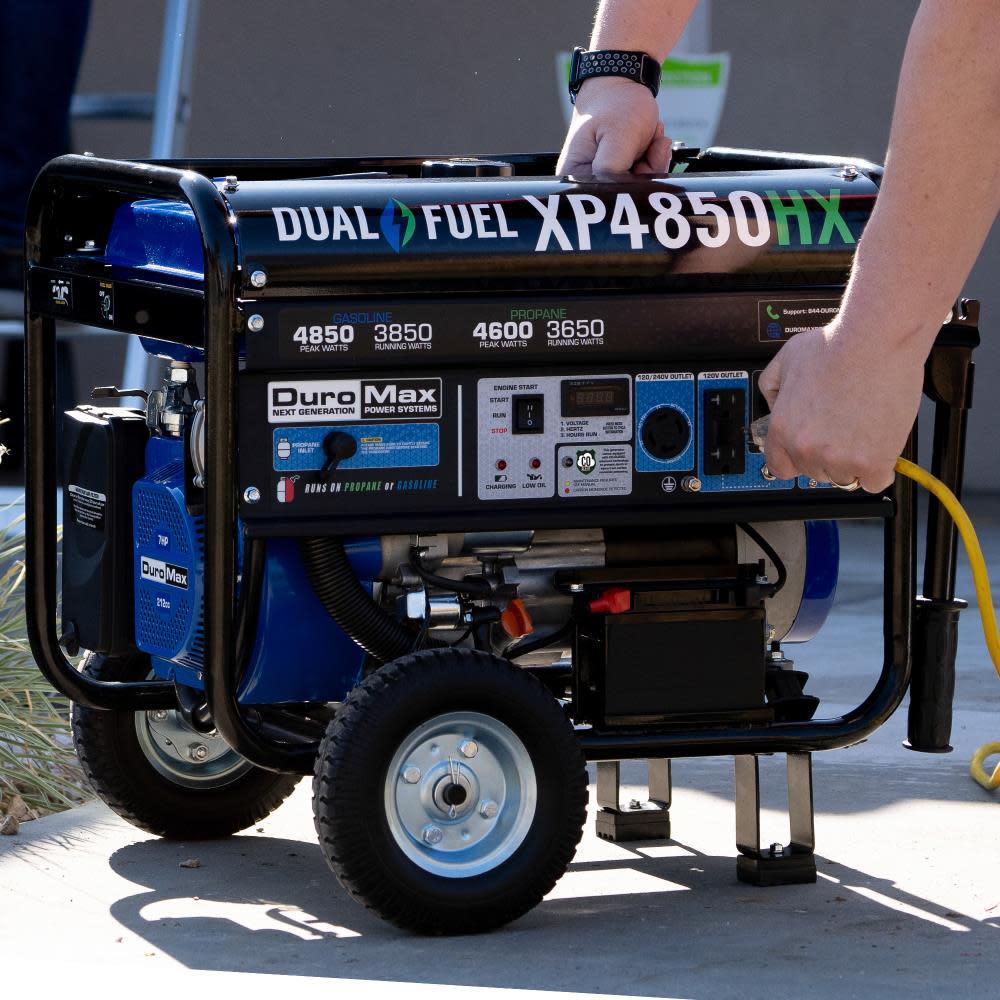 DuroMax Generator Dual Fuel Gas Propane Portable with CO Alert 4850 Watt ;