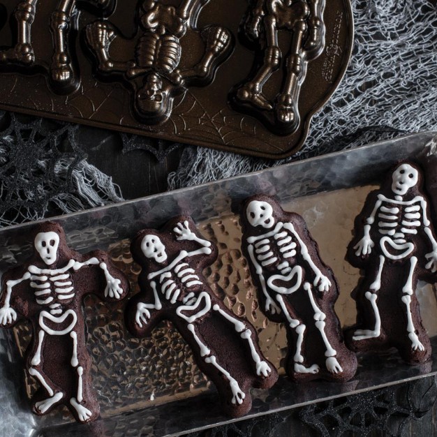 Nordic Ware Spooky Skeleton Cakelets Pan Brown