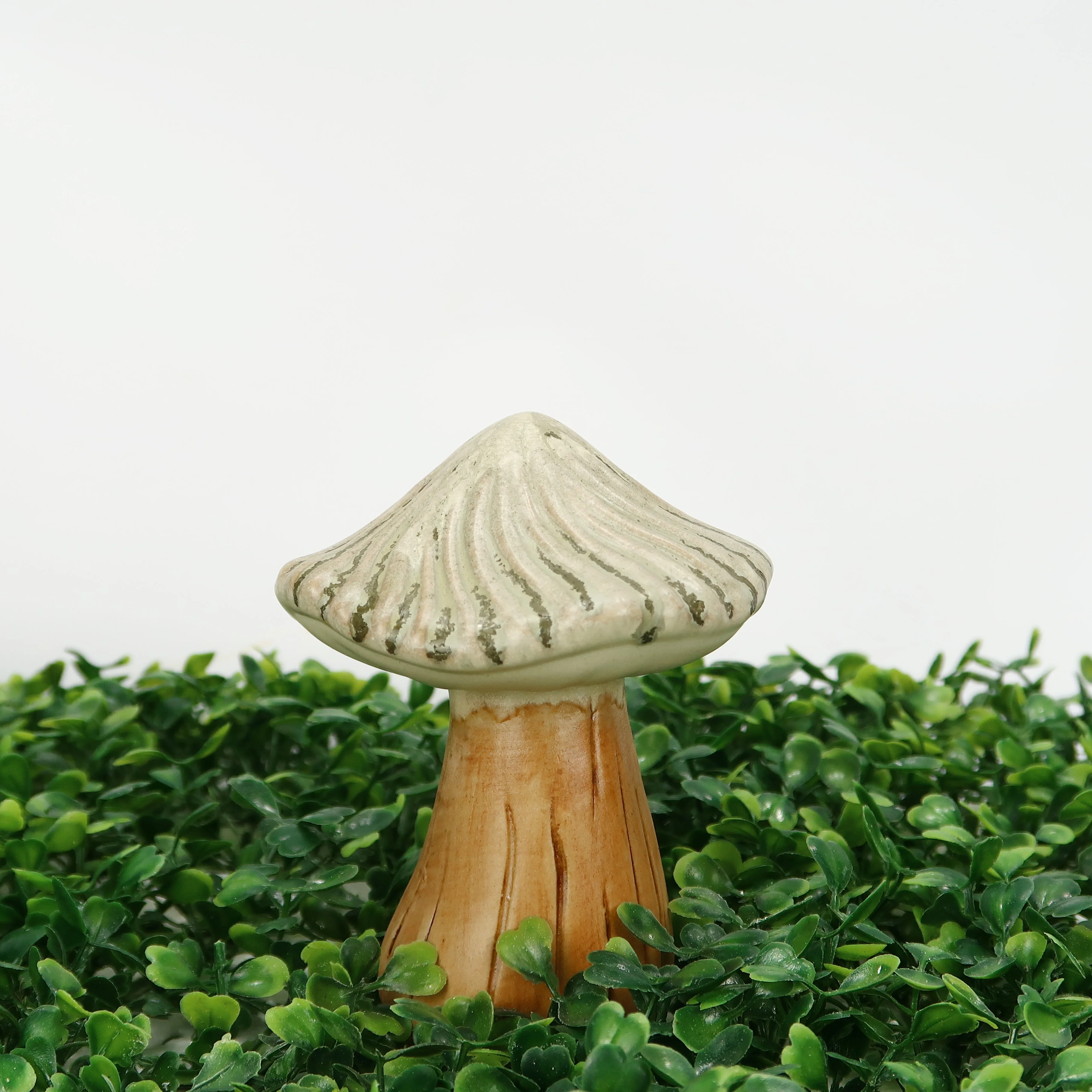 Garden Decoration Ceramic Mushroom Artificial Plant Ceramic Sculpture Wedding Decoration Supplies Mushroom Ceramic Ornament