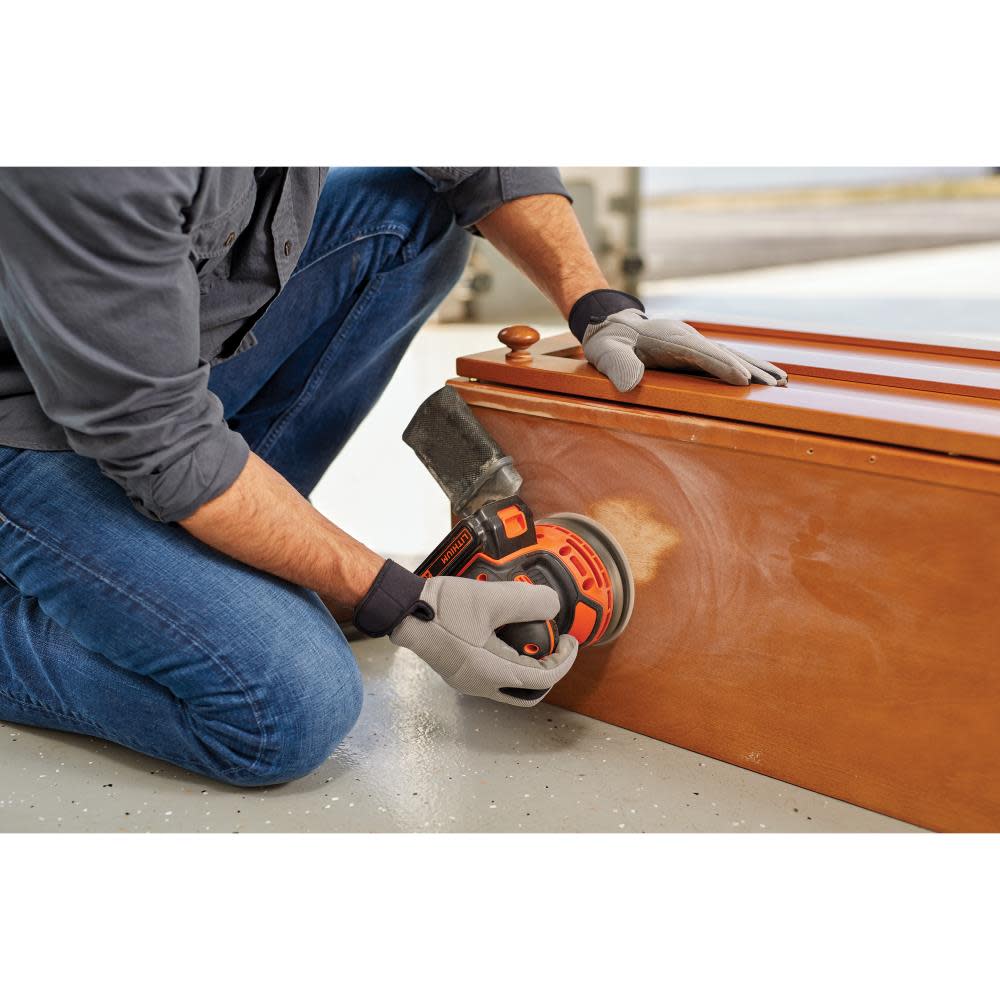 20V MAX* Cordless Random Orbital Sander Kit ;