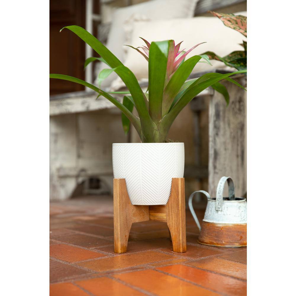 Flora Bunda 10 in. and 6.6 in. Matte White Chevron Ceramic Plant Pot on Wood Stand Stand Mid Century Planter (Set of 2) CT1298E2-MTWH