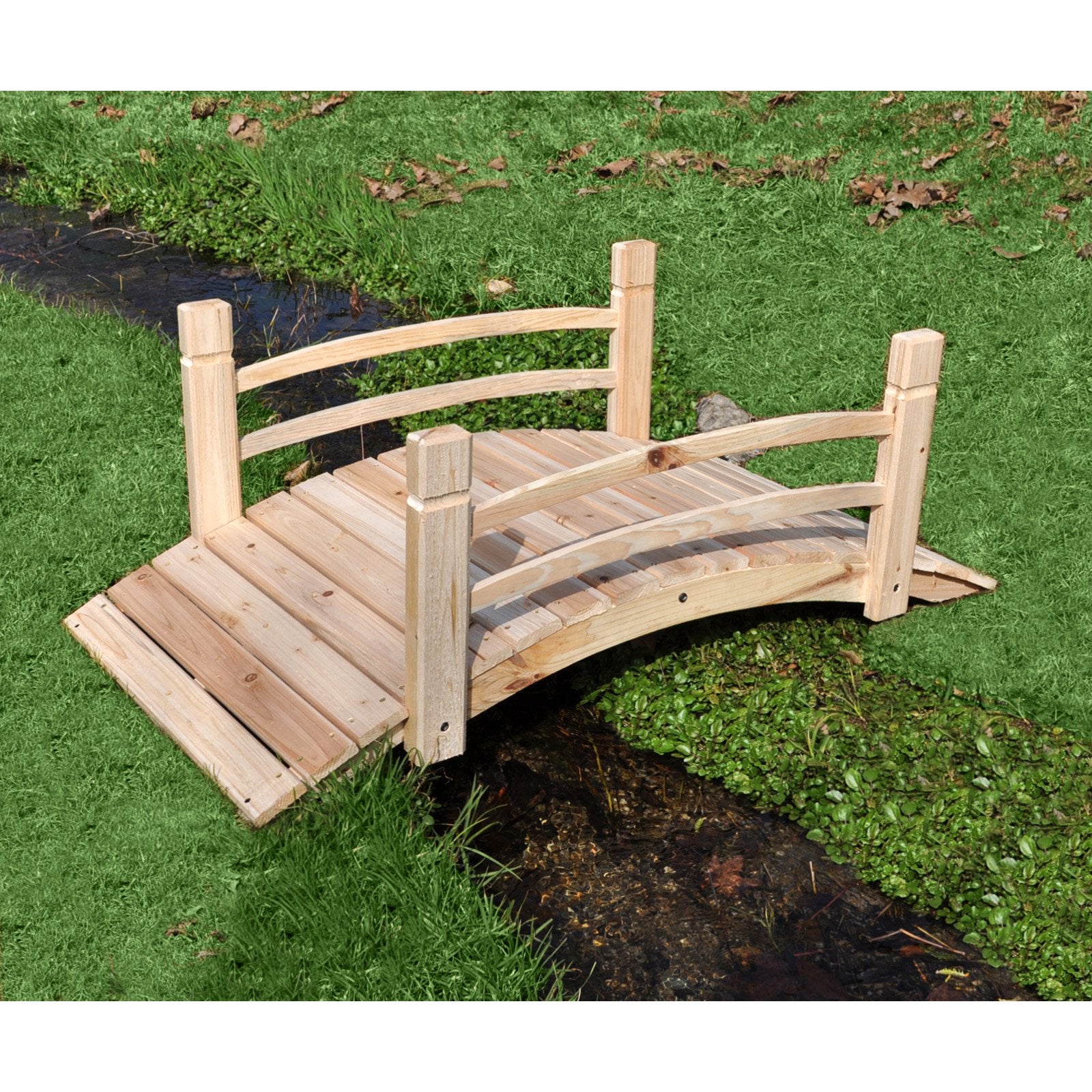 Shine Company 4 Ft. Cedar Garden Bridge - Natural