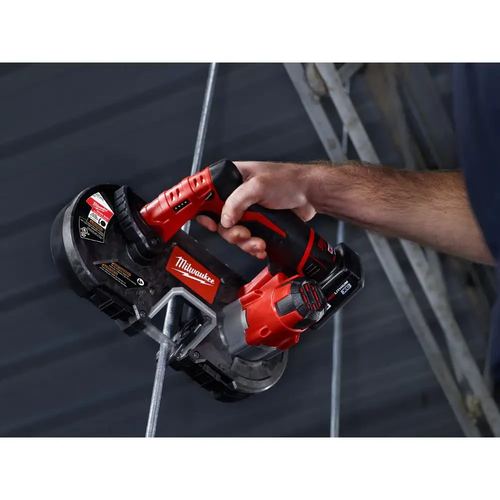 Milwaukee M12 12-Volt Lithium-Ion Cordless Sub-Compact Band Saw XC Kit With One 3.0h Battery， Charger And Hard Case