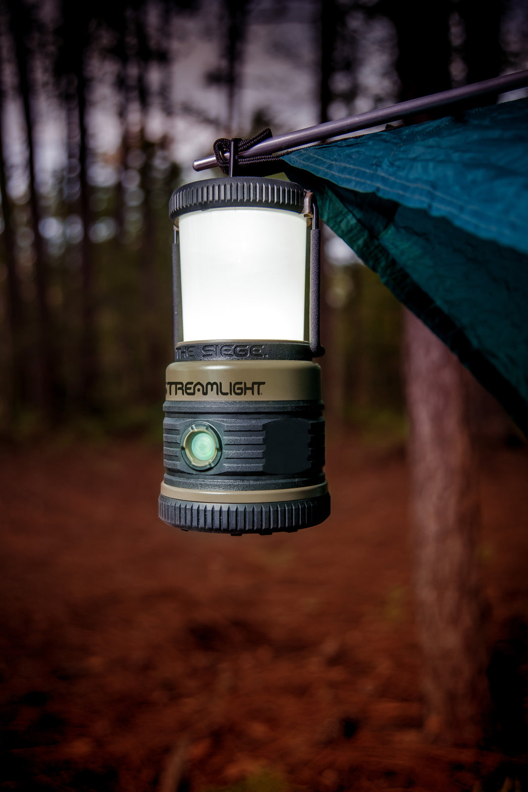 Streamlight The Siege， Rugged and Compact Outdoor Lantern， Coyote