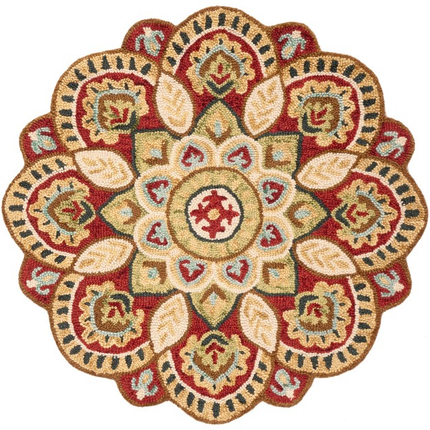 Novelty Nov604 Hand Tufted Area Rug Safavieh