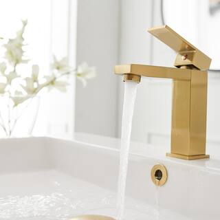 BWE Single Hole Single-Handle Bathroom Faucet in Brushed Gold A-96052-BG