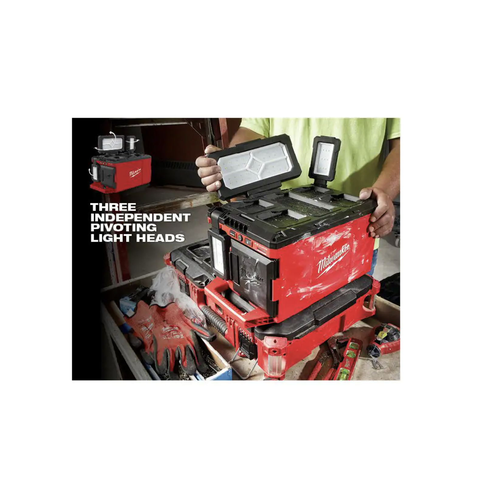 Milwaukee M18 18-Volt Lithium-Ion Cordless PACKOUT 3000 Lumens LED Light with Built-In Charger (2357-20)