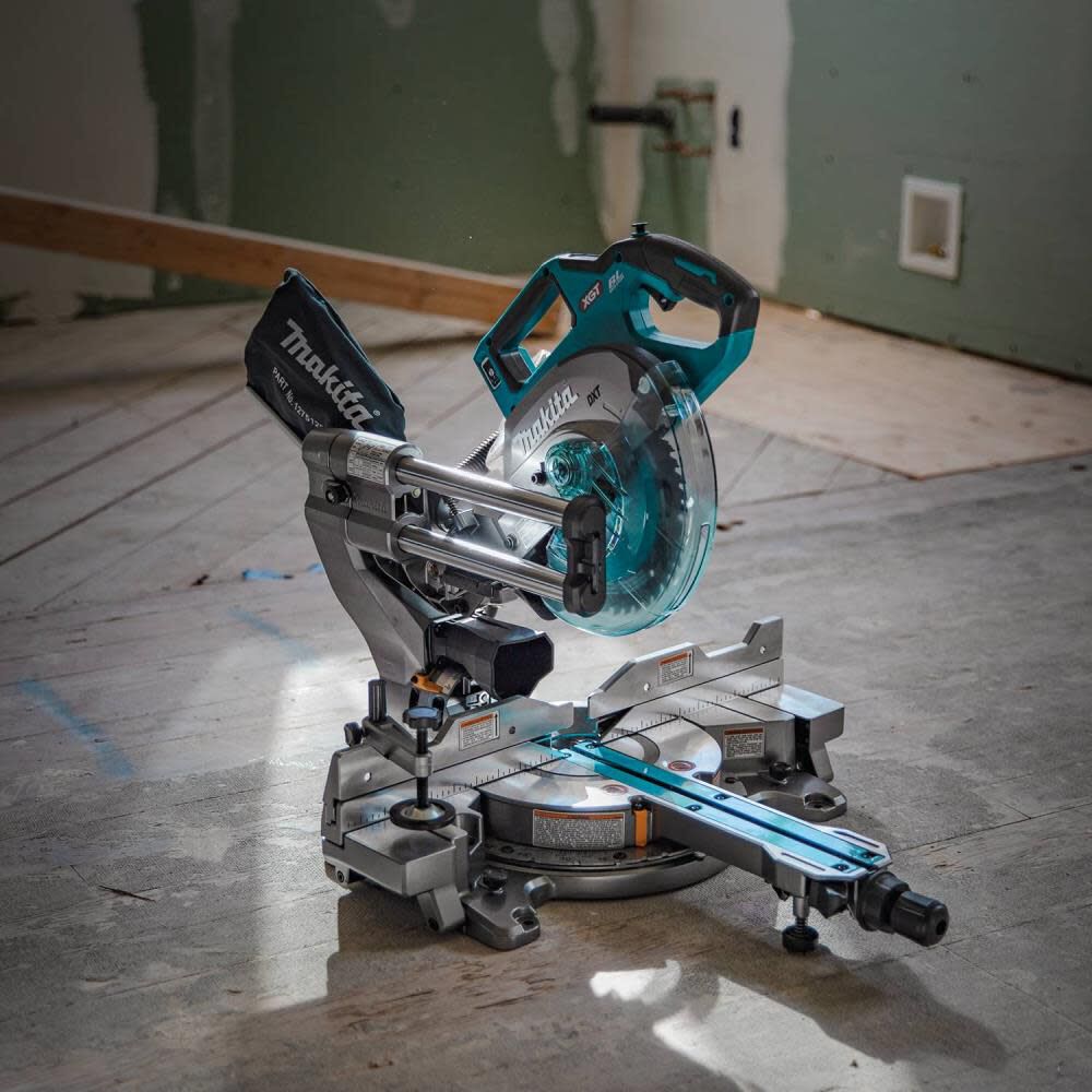 Makita 40V max XGT Miter Saw 8 1/2