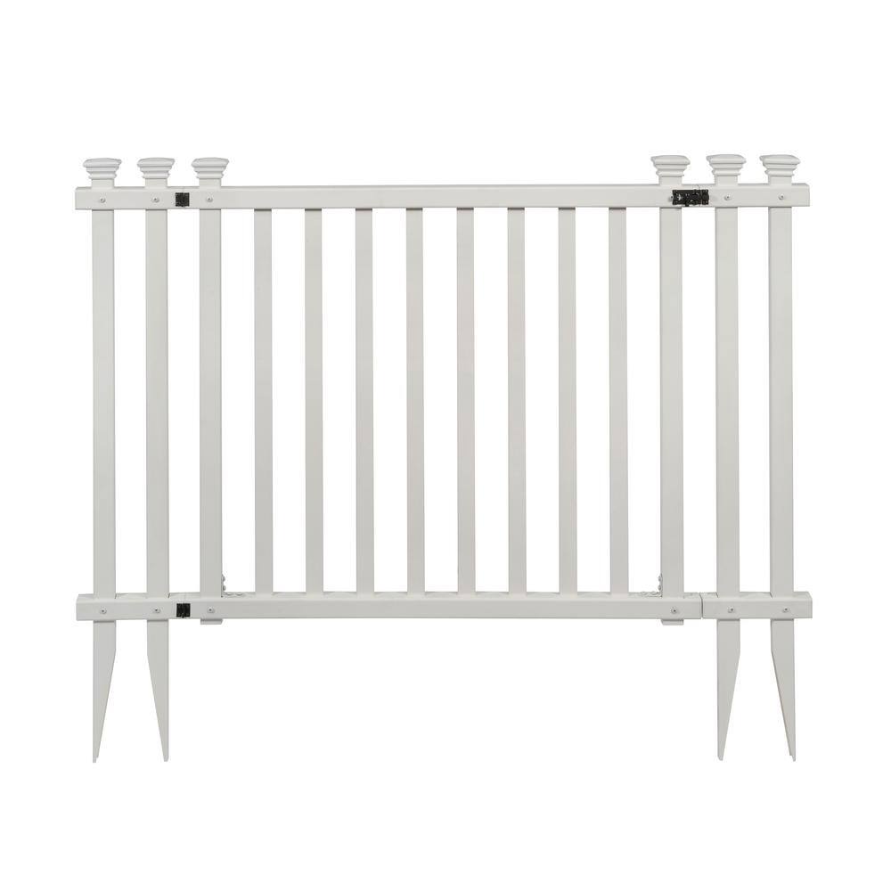 Zippity Outdoor Products 4.3 ft. W x 3 ft. H White Vinyl Baskenridge Fence Gate ZP19038