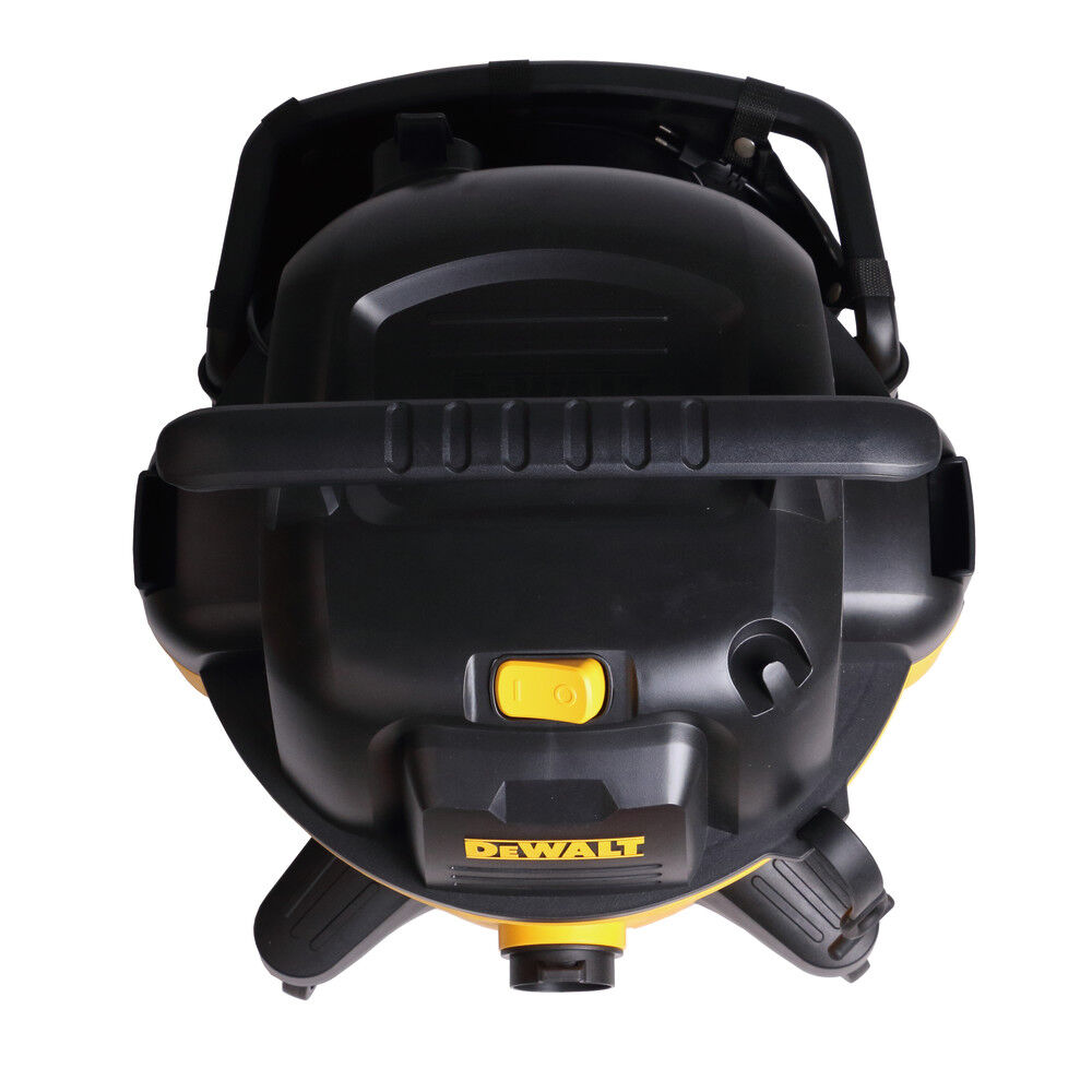 DW 12 Gallon Poly Wet/Dry Vacuum DXV12P from DW