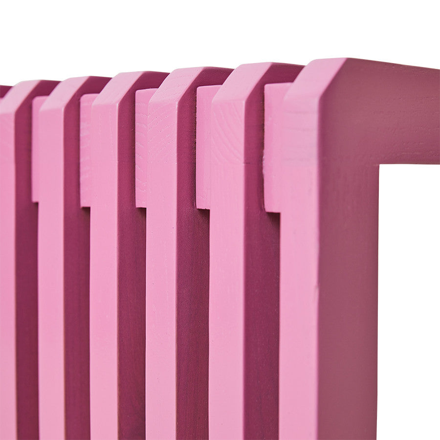 Slatted bench hot pink