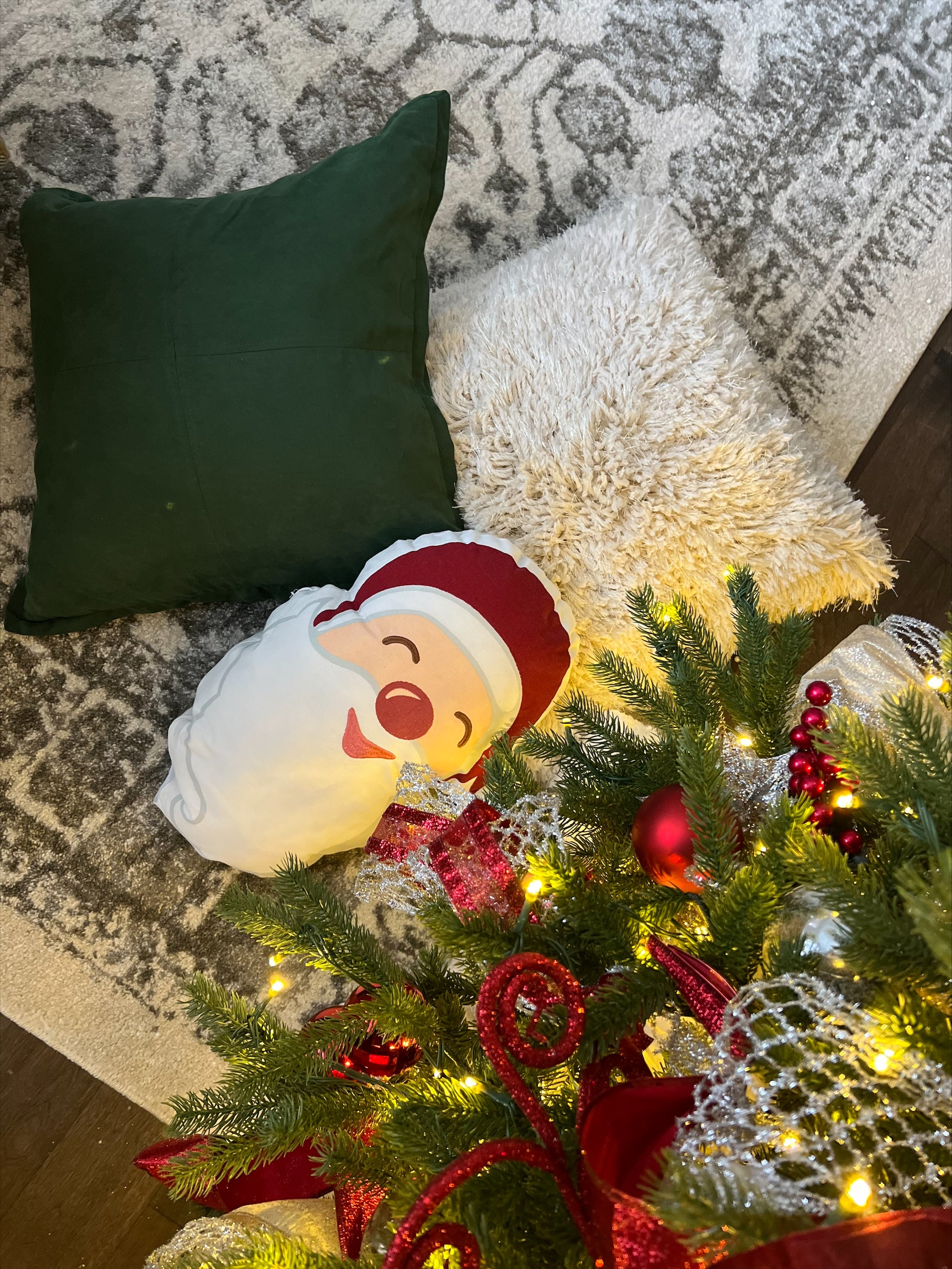 Pillow Bundle: Iconic Christmas