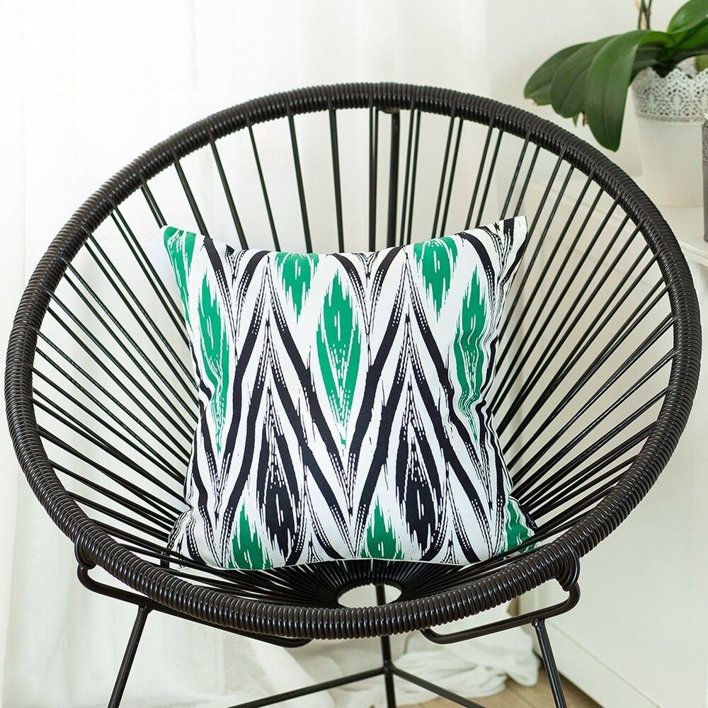 Carson Carrington Green Ikat 18 inch Printed Throw Pillow Cover