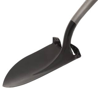 Razor-Back 25.75 in. Wood Handle Super Socket Digging Shovel 2594200