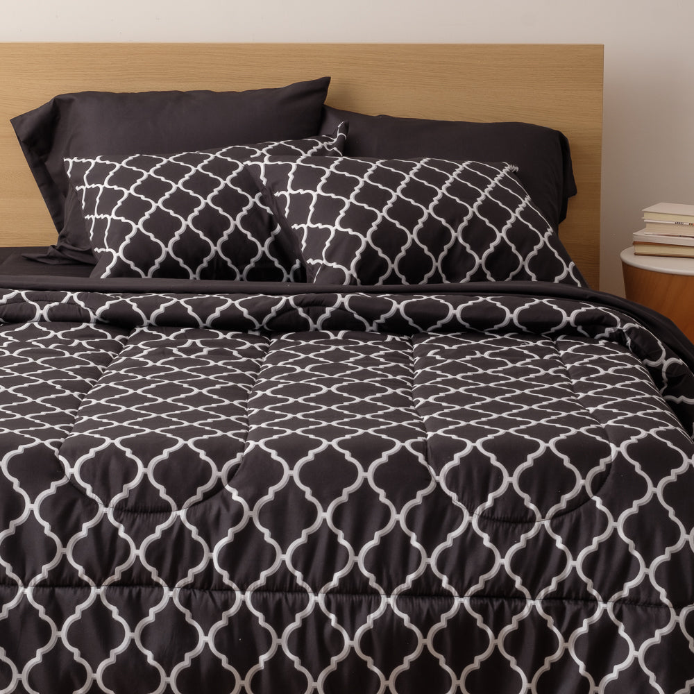 Dawn 7-Piece Bed-in-a-Bag Comforter Set in Olivia Black， Full Size， Soft， Durable and Easy Care