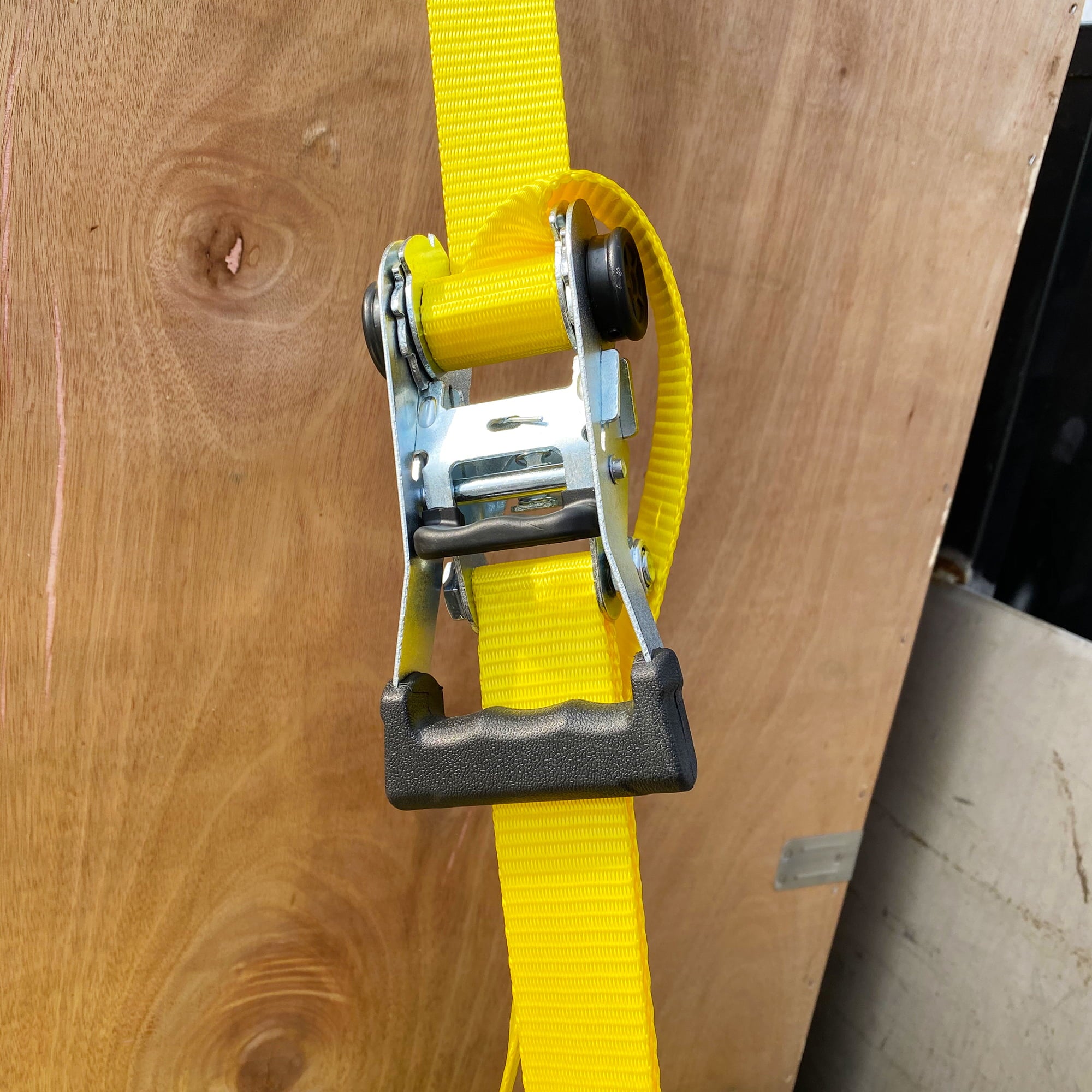 HyperTough 2 Pack 15 feet Steel Ratchet Tie Downs， 1666 lbs， Yellow Strap