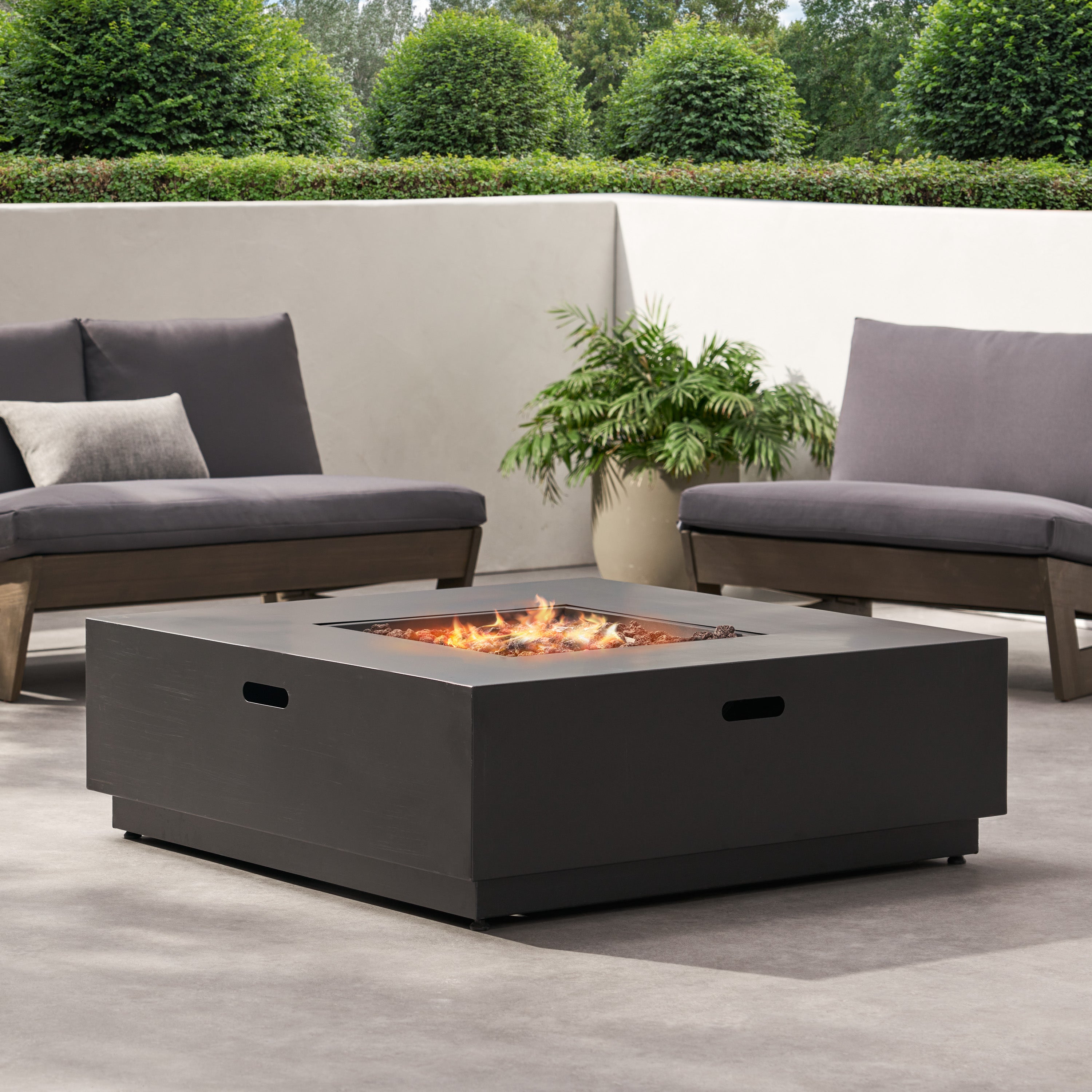 Jasmine Outdoor 50,000 BTU Square Fire Pit (No Tank Holder)