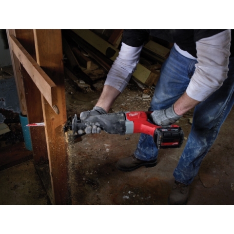 Milwaukee Sawzall 2621-21 Reciprocating Saw Kit， Kit， 18 V Battery， 3 Ah， 1-1/8 in L Stroke， 3000 spm SPM