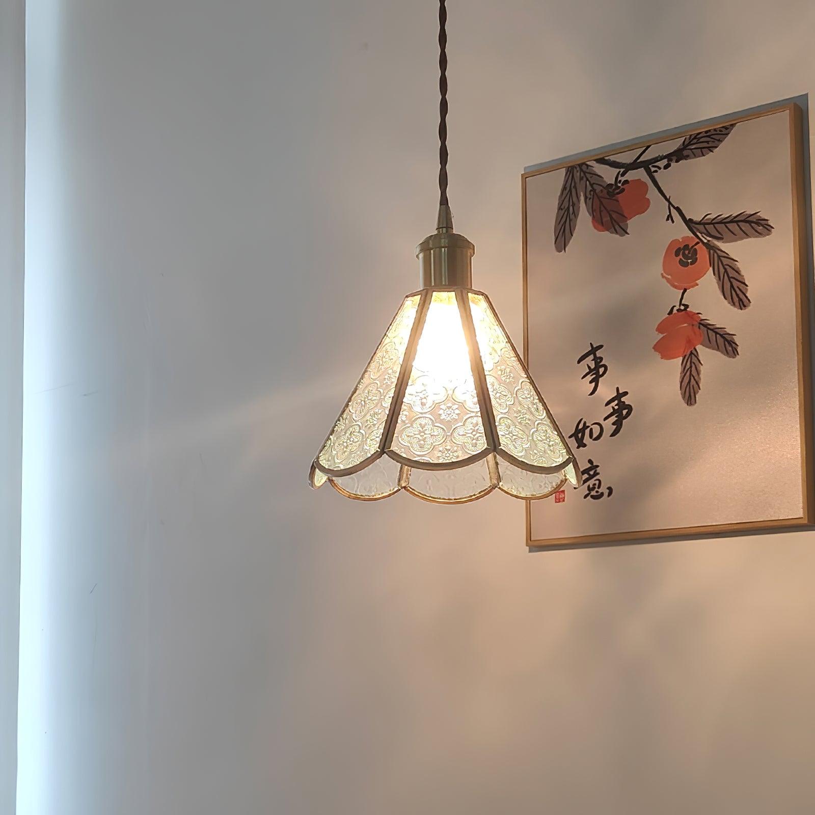 Patterned Glass Pendant Lamp