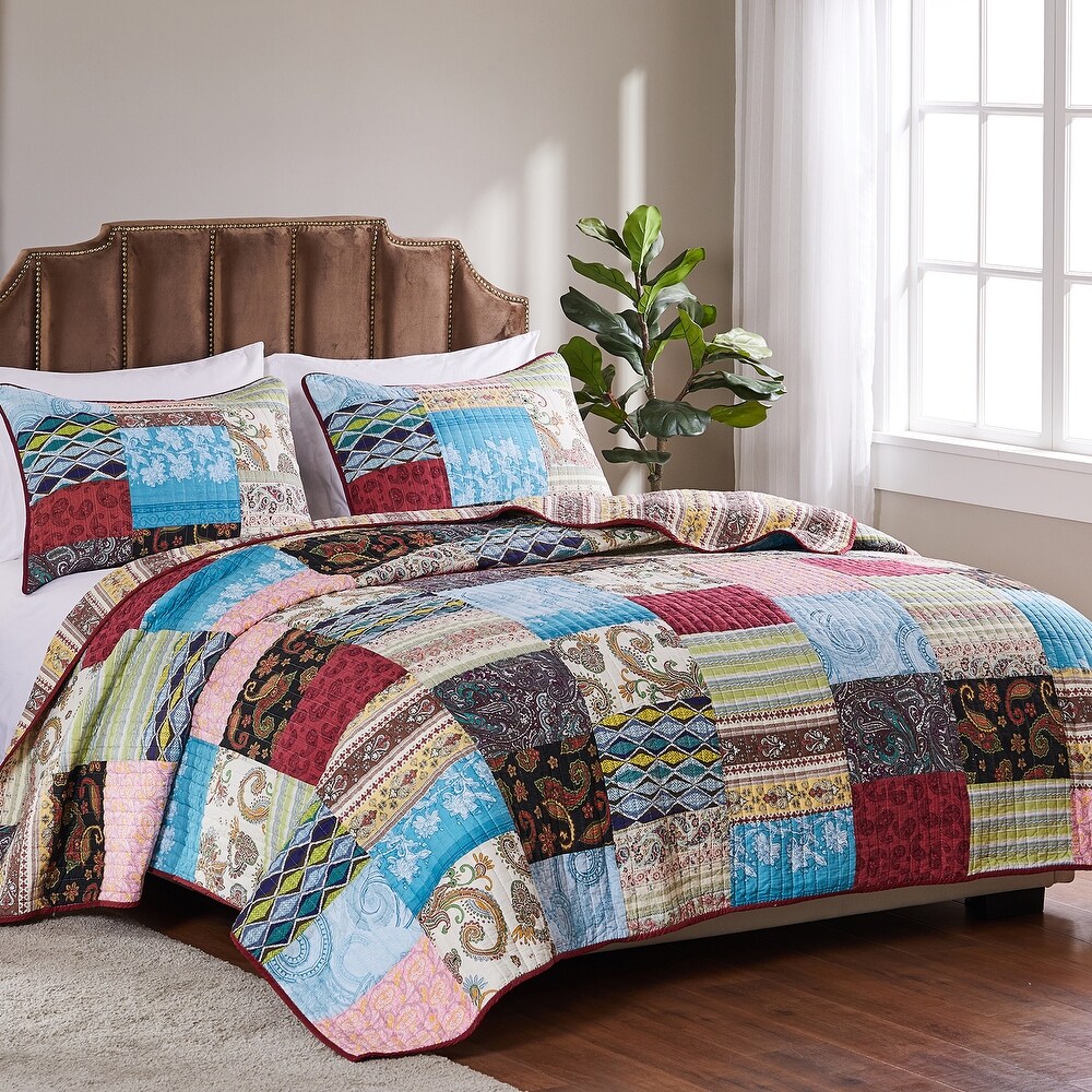 Greenland Home Fashions Bohemian Dream 100% Cotton Authentic Patchwork Reversible Quilt Set