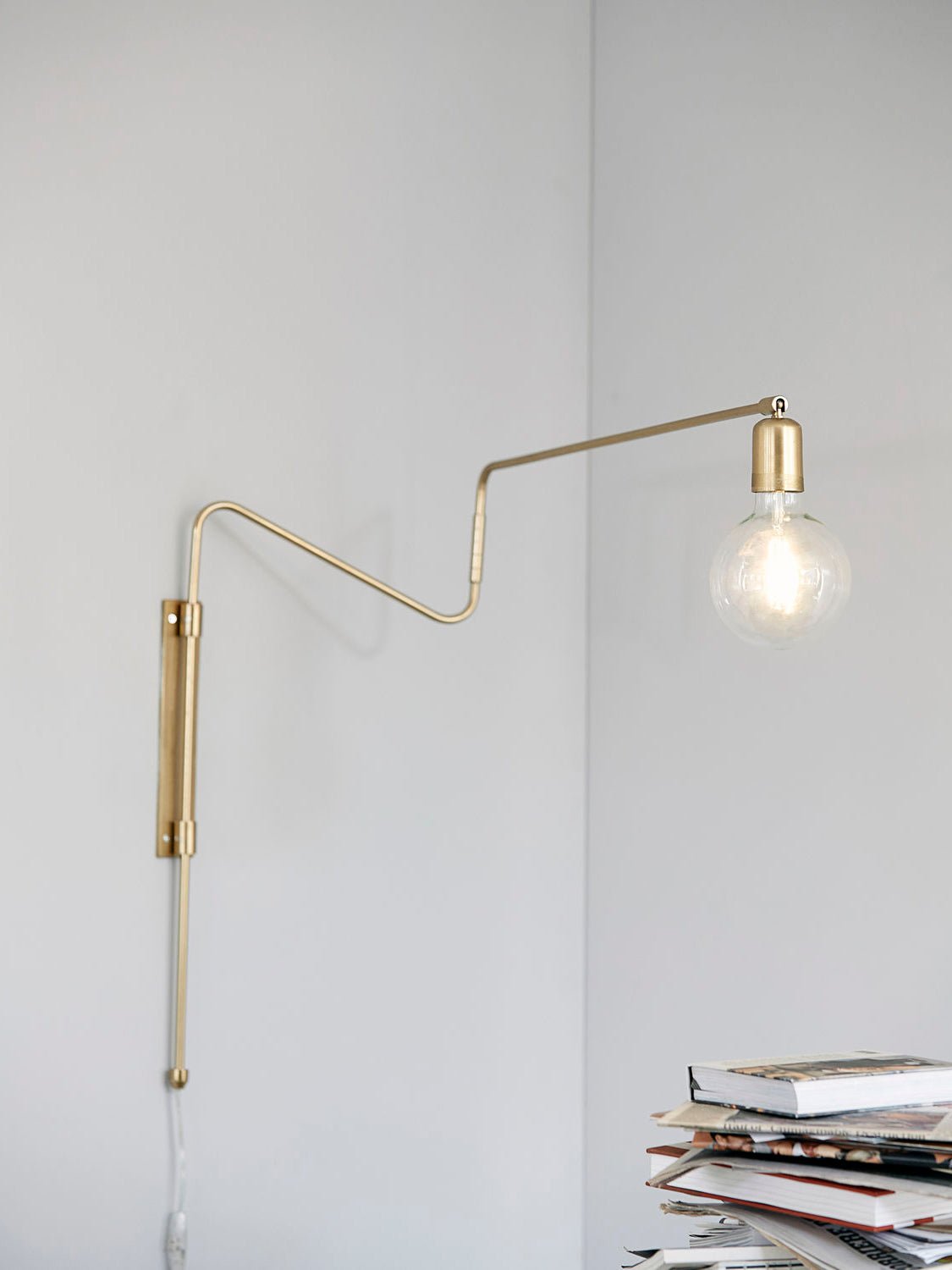 Swing Wall Lamp