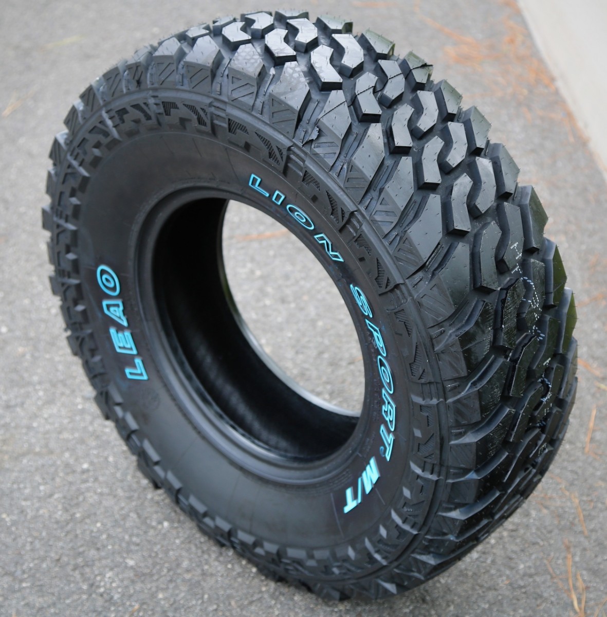 Leao Lion Sport MT 275/70R18 E (10 Ply) Mud Terrain Tire