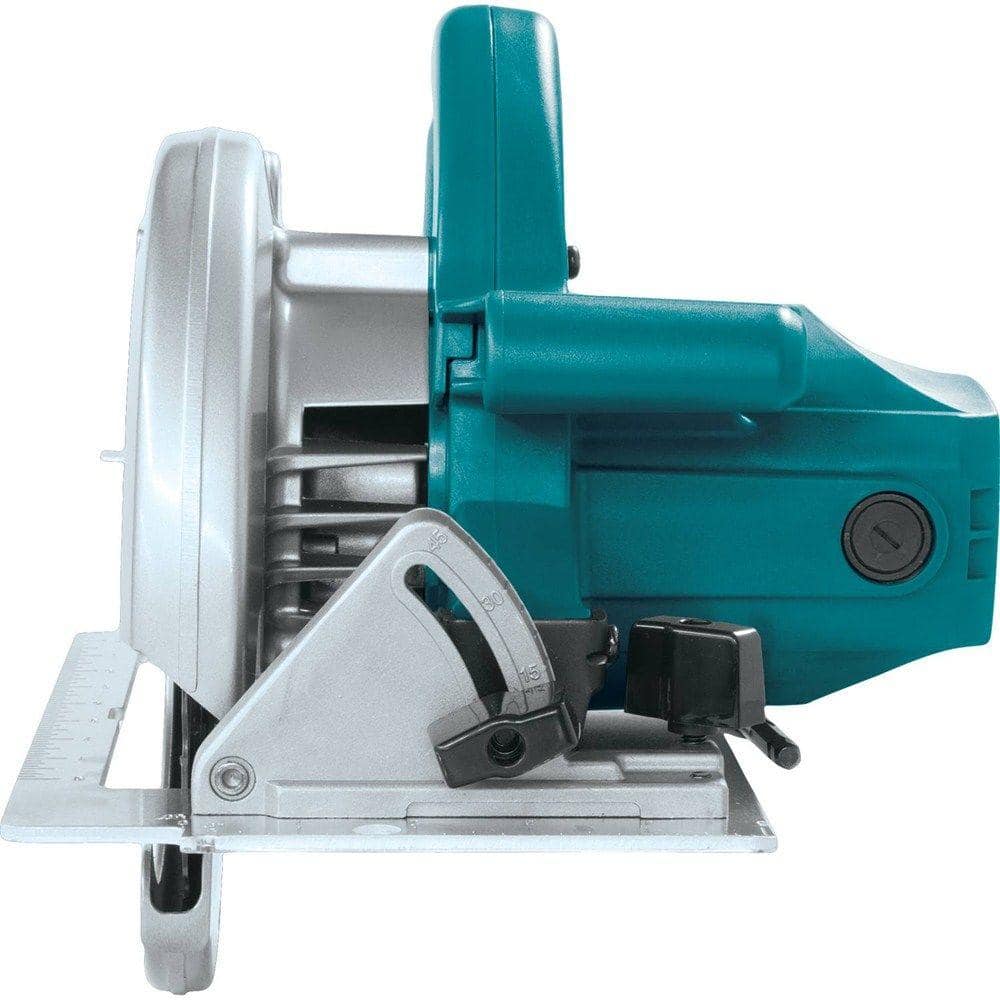 Makita 7-1/4 in. 15 Amp Corded Circular Saw with Dust Port 2 LED Lights 24T Carbide Blade 5007F