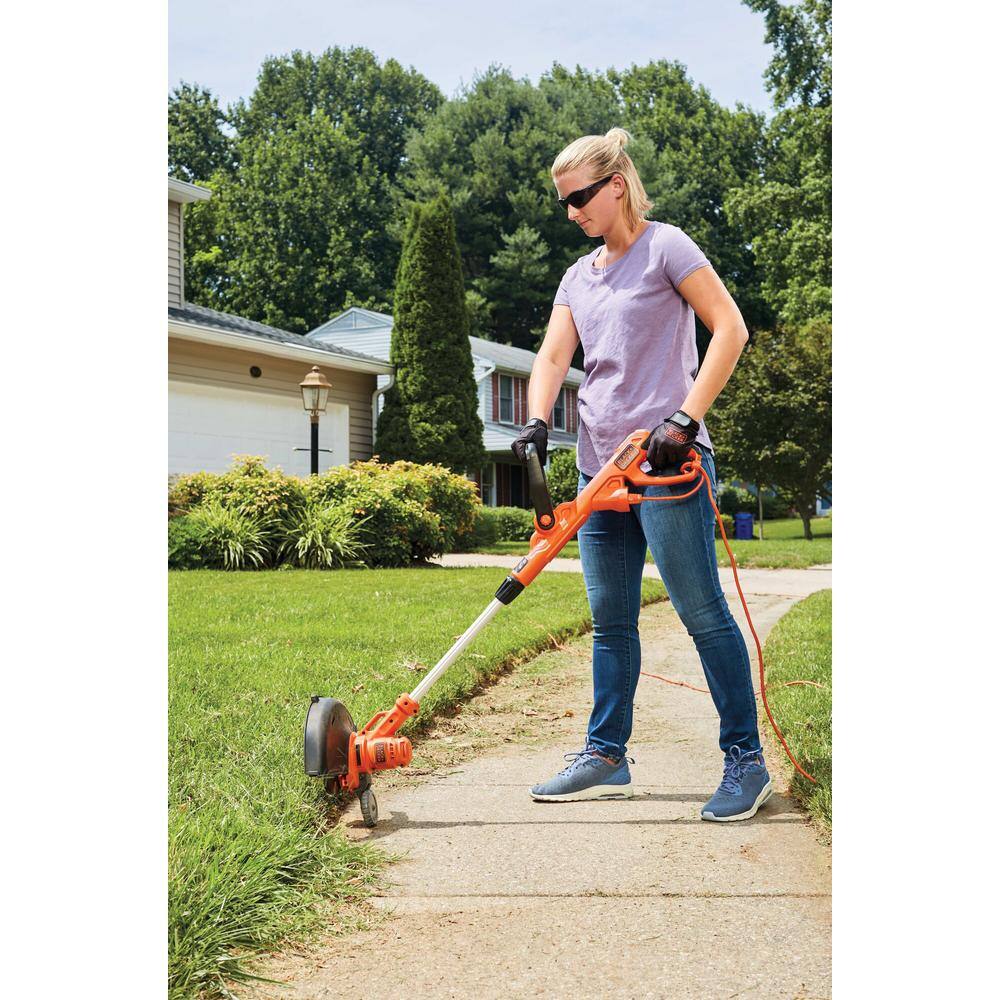 BLACK+DECKER 14 in. 6.5 Amp Corded Electric Single Line 2-In-1 String Trimmer  Lawn Edger with Push Button Line Feed BESTE620