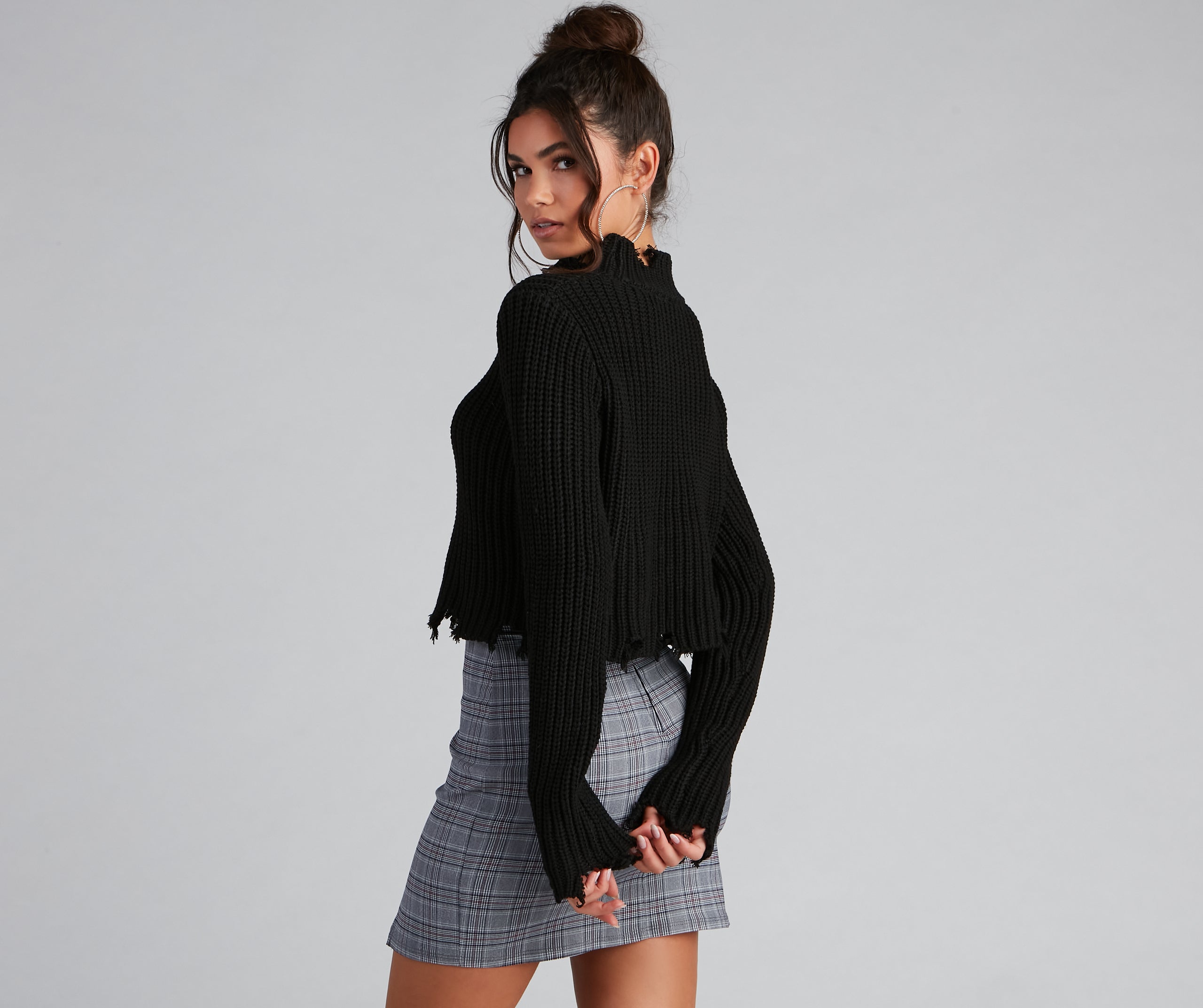 Major Destruction Cropped Knit Sweater