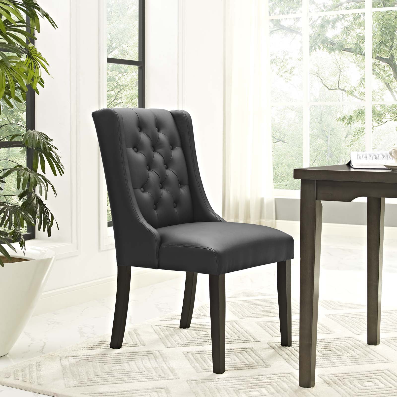 Modern Contemporary Urban Design Kitchen Room Dining Chair， Black， Faux Leather