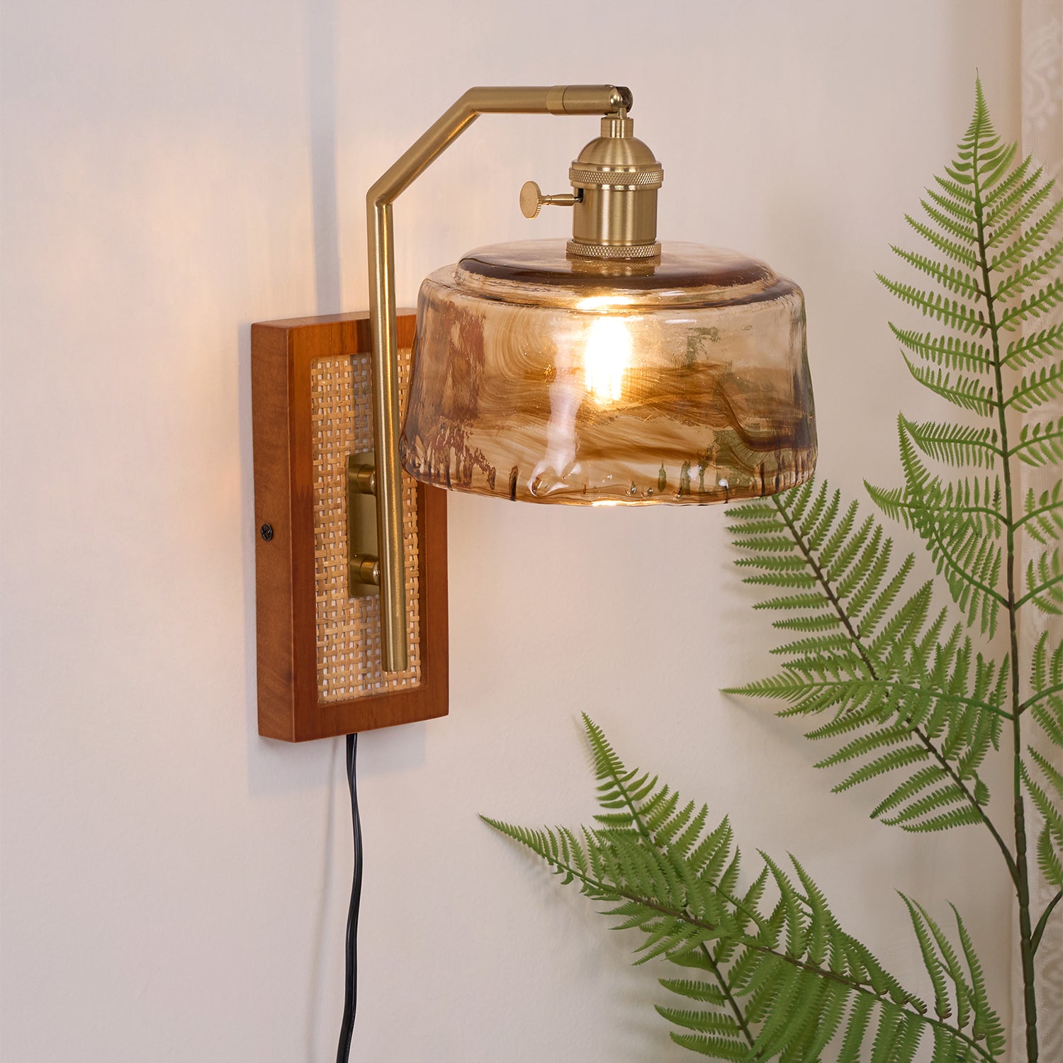 Rafi Wall Lamp